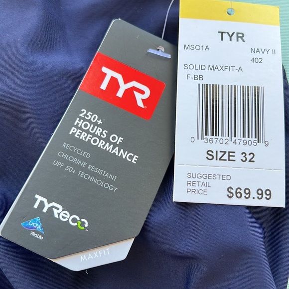 TYR MAXFIT SWIMSUIT - Picture 3 of 3